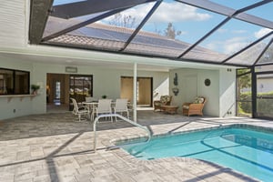 Wyeth Dr-S0302-065.jpg