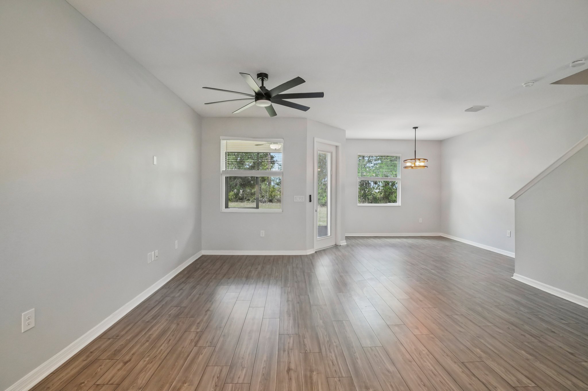 Cay Spruce Way-S0904-007.jpg