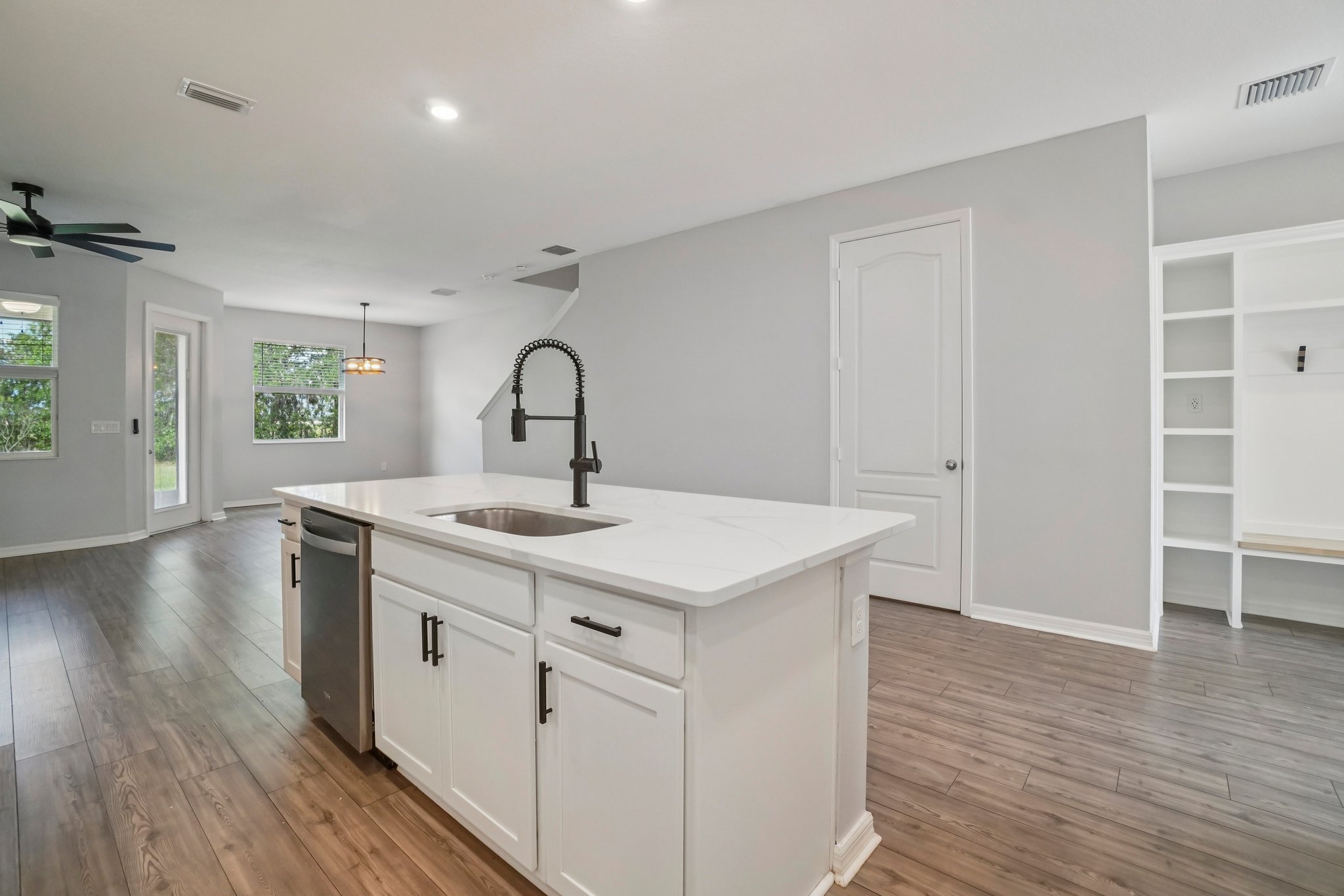 Cay Spruce Way-S0904-014.jpg