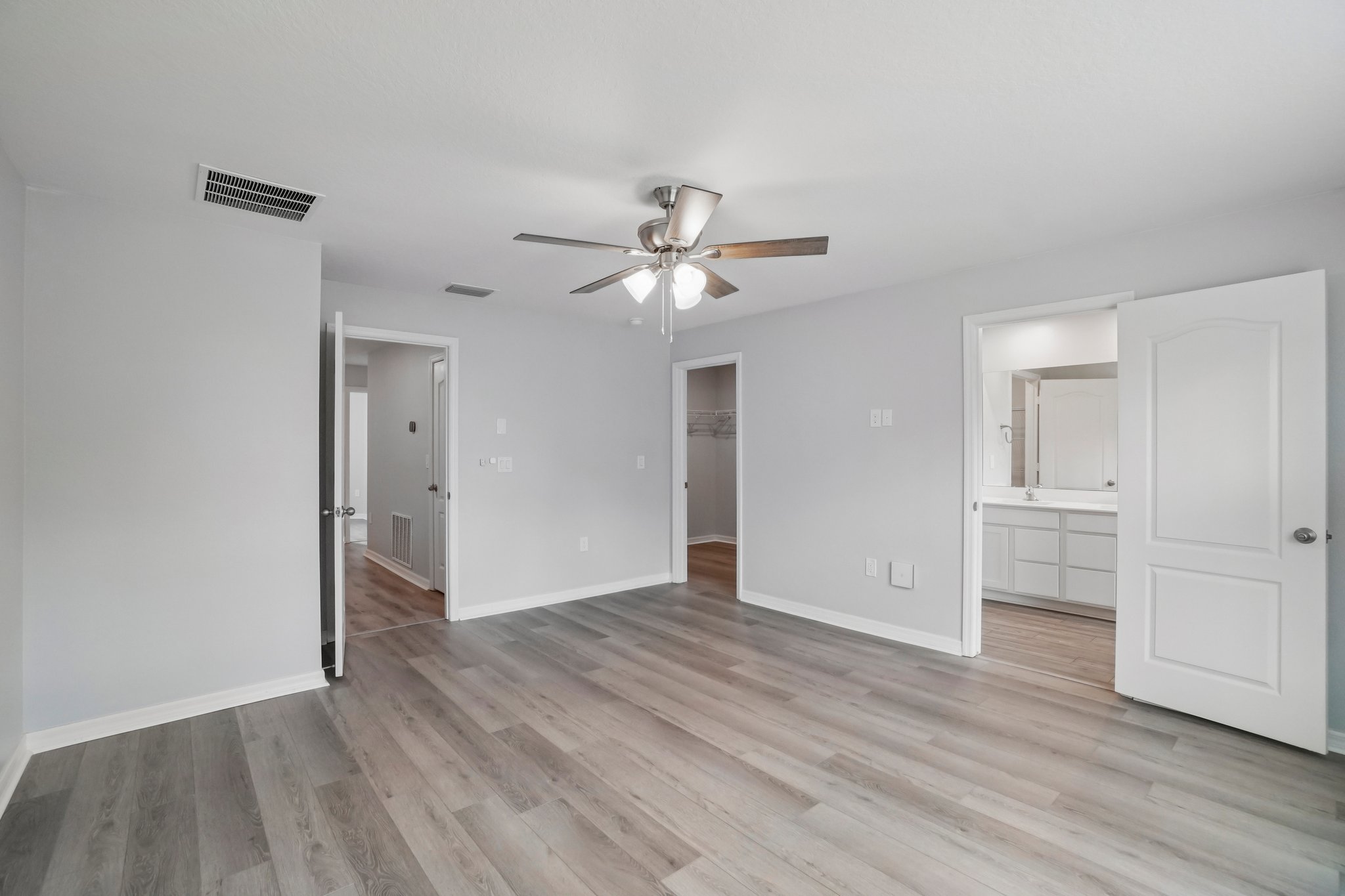 Cay Spruce Way-S0904-023.jpg