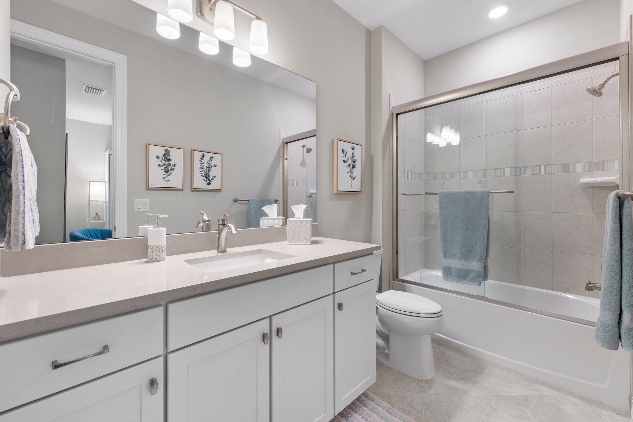 Guest Bathroom 2-1.jpg