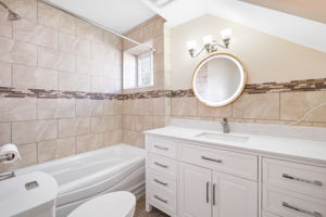 1147 Burrows Avenue - Interior-6