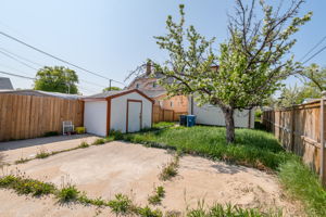 1147 Burrows Avenue - Exterior-7