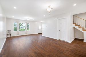 1147 Burrows Avenue - Interior-4