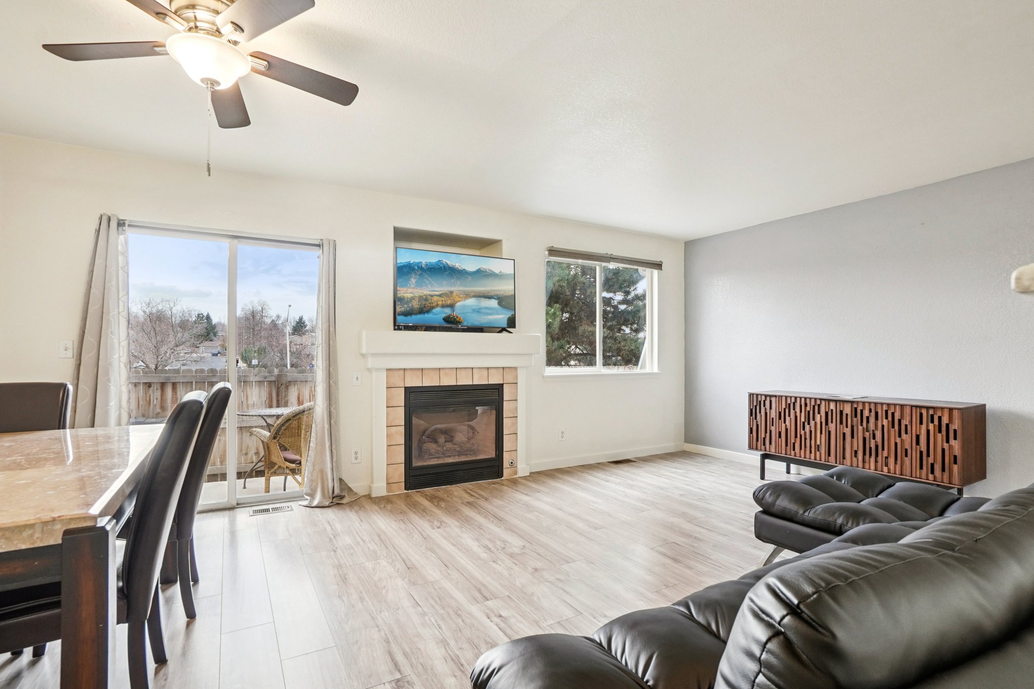 S Ventura Cir-S2111-012.jpg