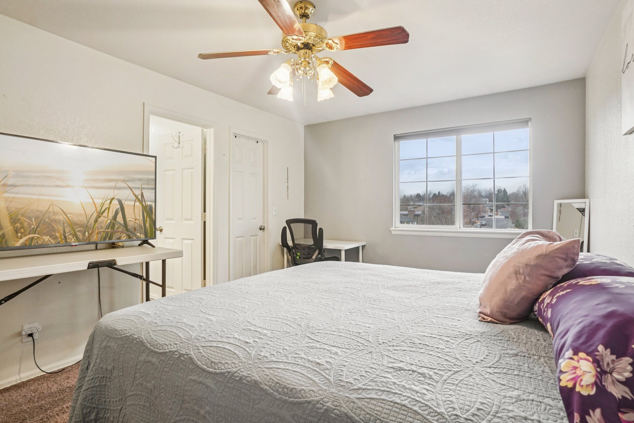 S Ventura Cir-S2111-020.jpg