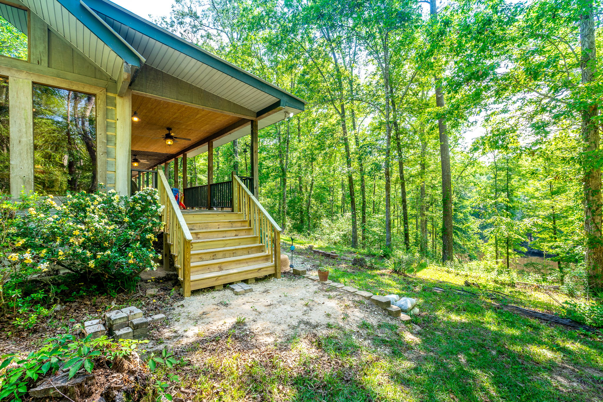 3 Exterior (5 of 14)