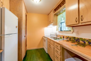2 (45 of 50) US Kitchen