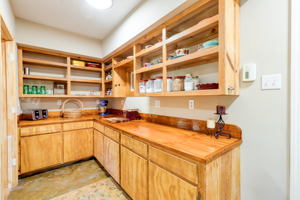 2 (17 of 50) Pantry