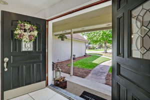 Front Entry Detail