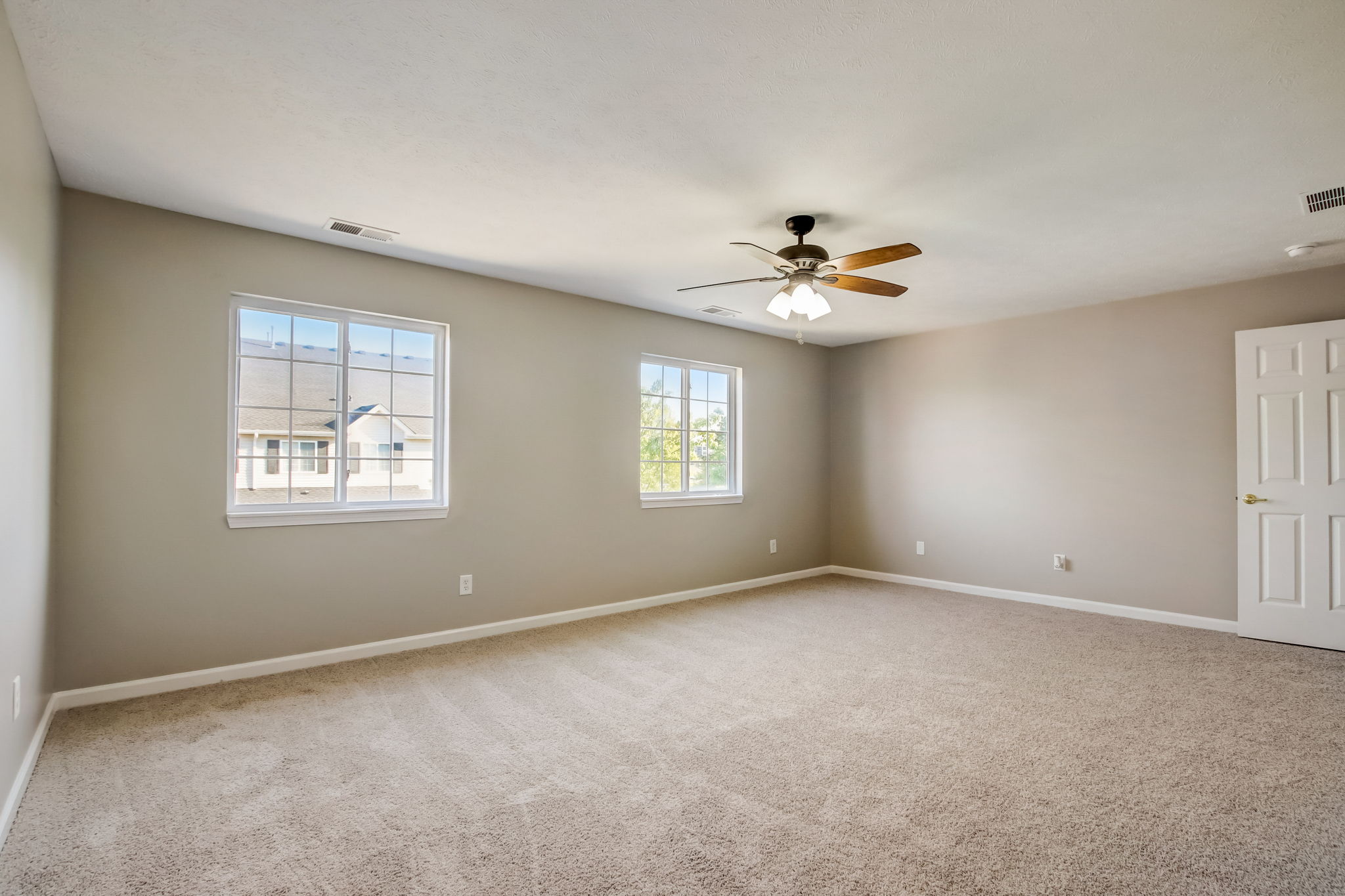 Enclave Blvd-024