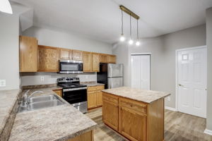 Enclave Blvd-009