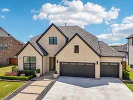 Misty Ridge Dr-1604-060.jpg