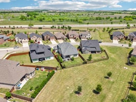 Misty Ridge Dr-1604-066.jpg