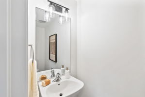  Photo 31