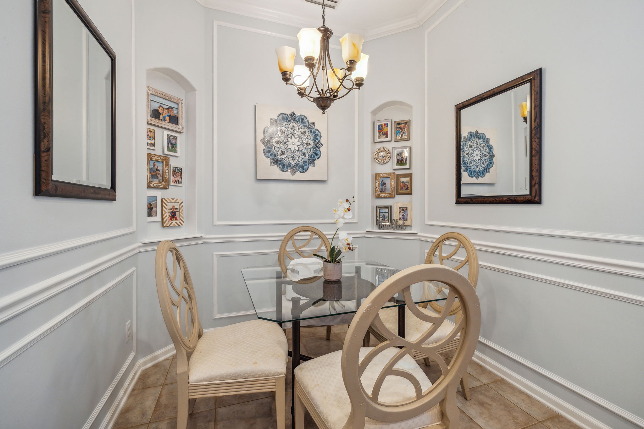 Breakfast Nook