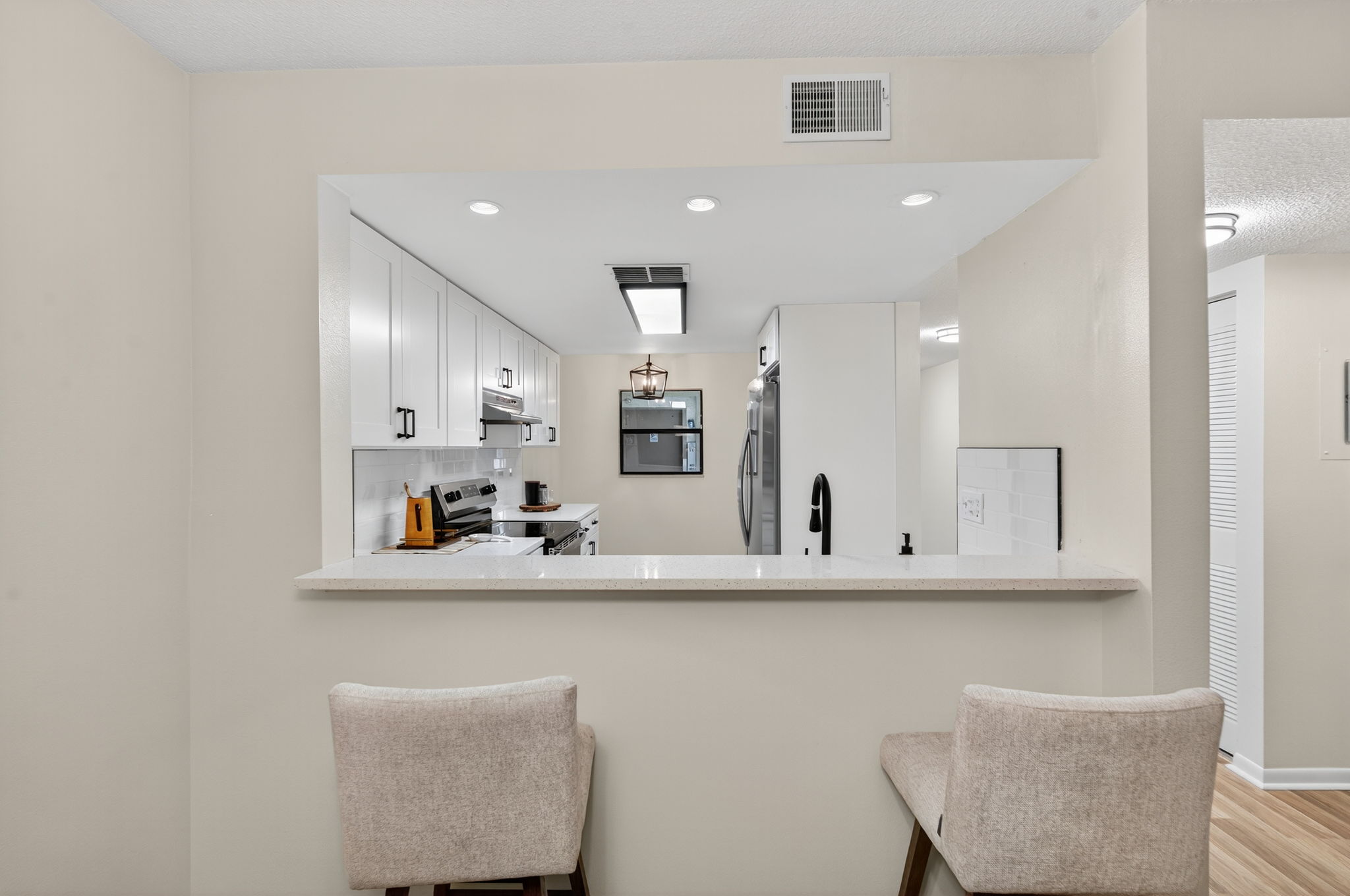 Interiors (12)