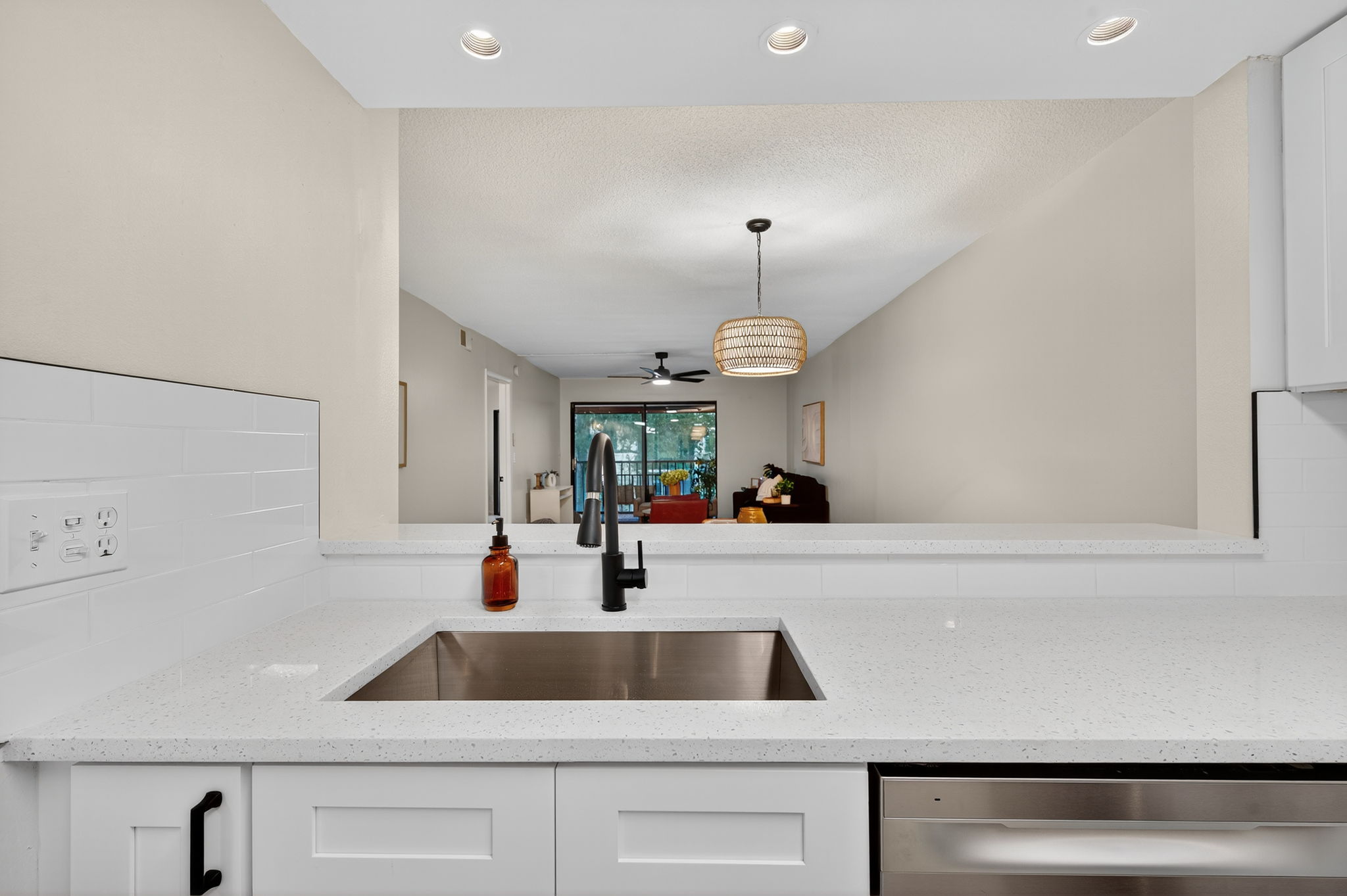 Interiors (14)