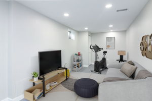  Photo 39
