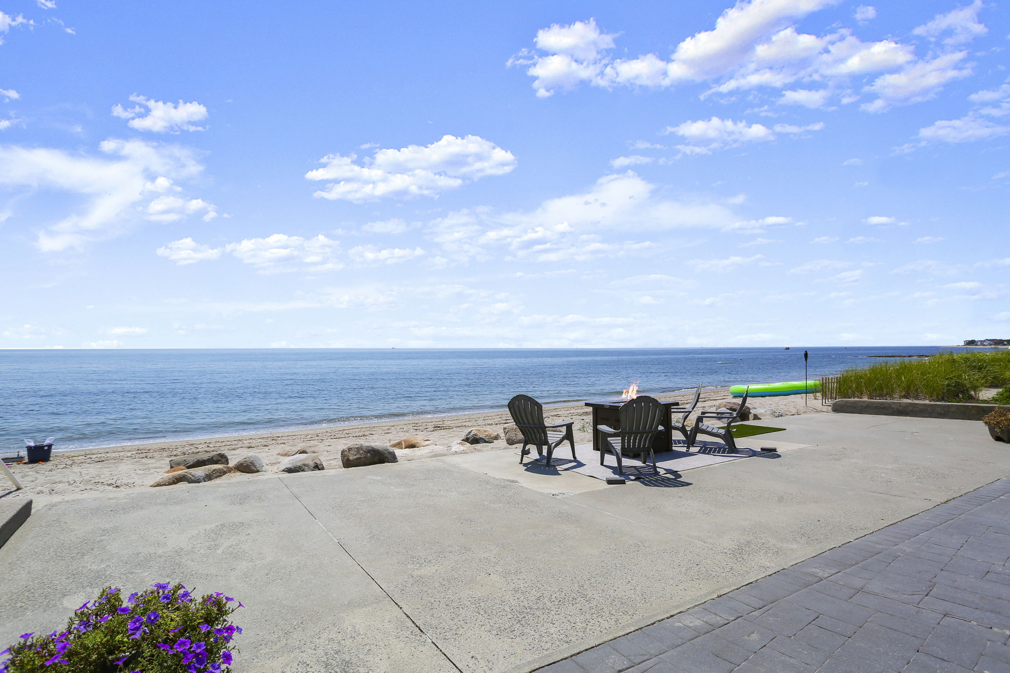 007Entire Patio replaced w/NEW Stamped Concrete in 2021 (check year)