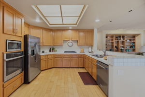  Photo 46