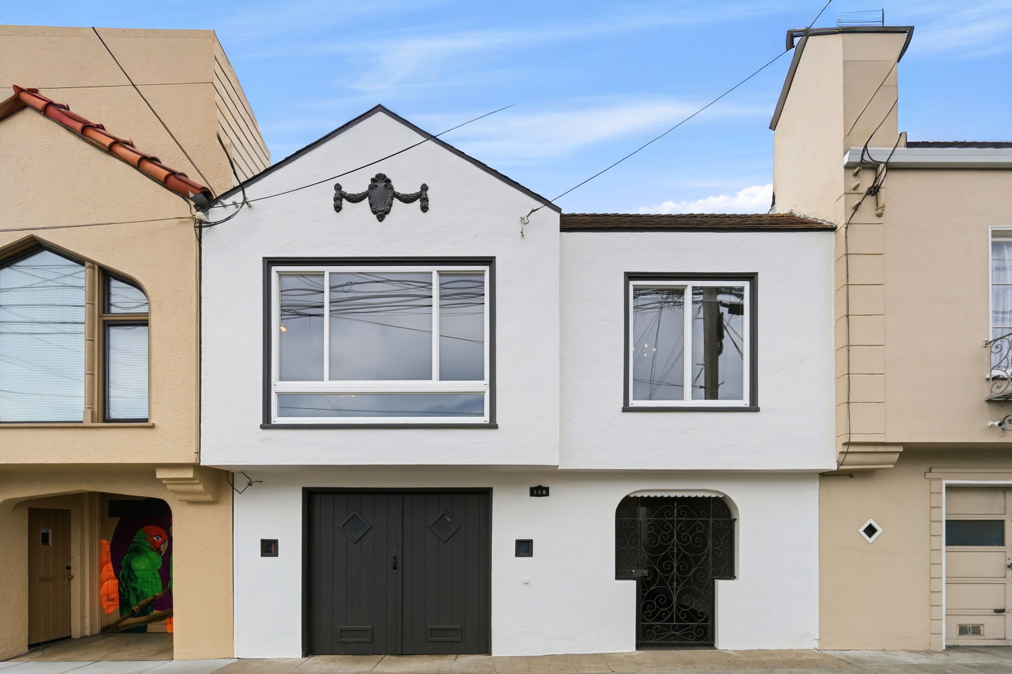 001_F8_115 Arleta Ave