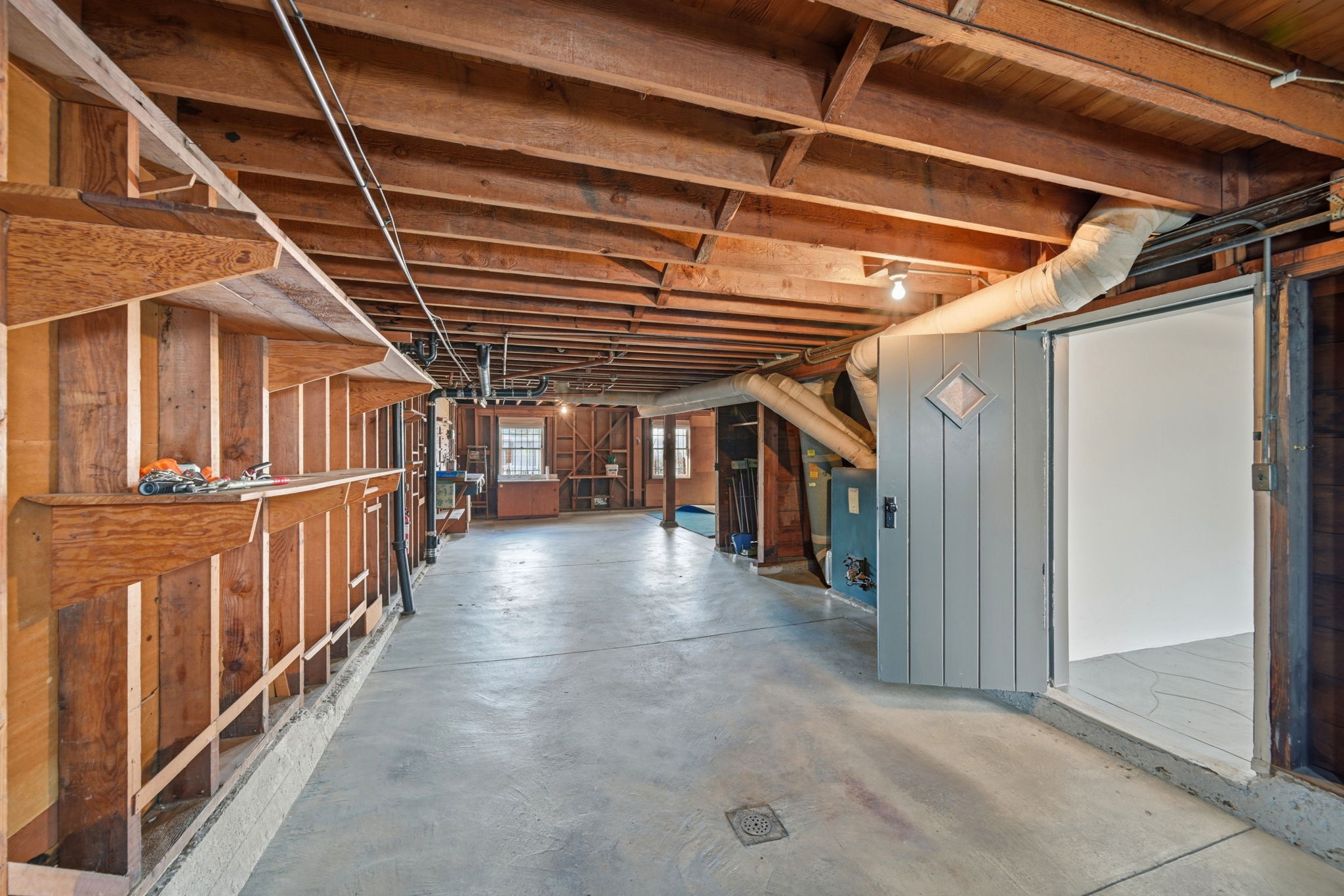 032_F8_115 Arleta Ave