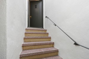 006_F8_115 Arleta Ave