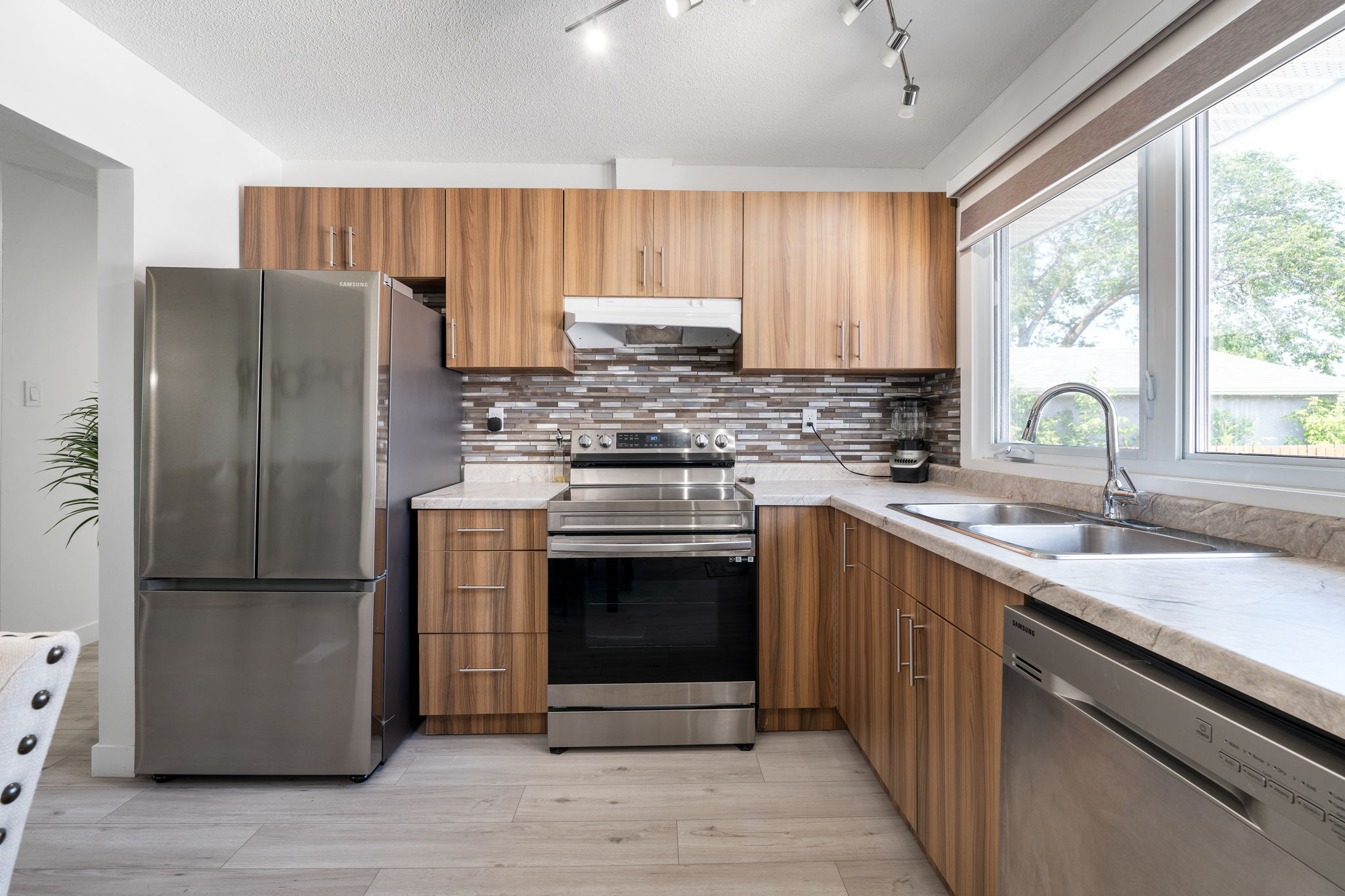 115 Blechner Dr - Interior-9