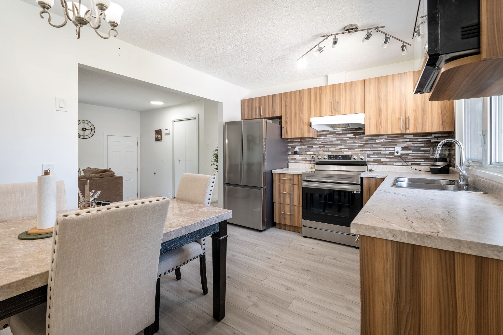 115 Blechner Dr - Interior-10