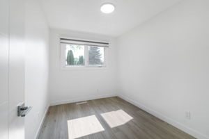 115 Blechner Dr - Interior-16