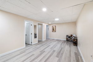 115 Blechner Dr - Interior-23