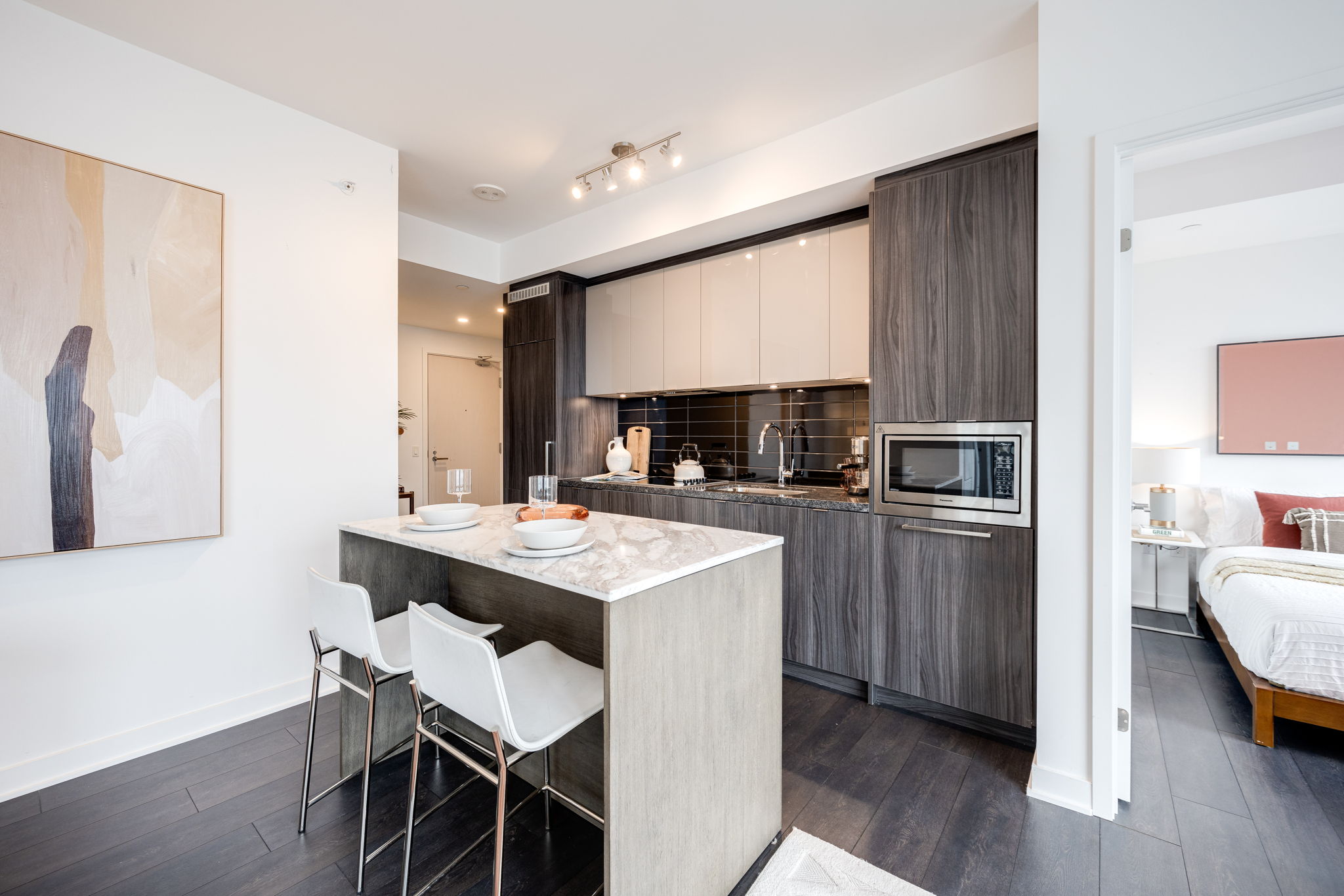 Toronto property showcase — delivered property photograph 8