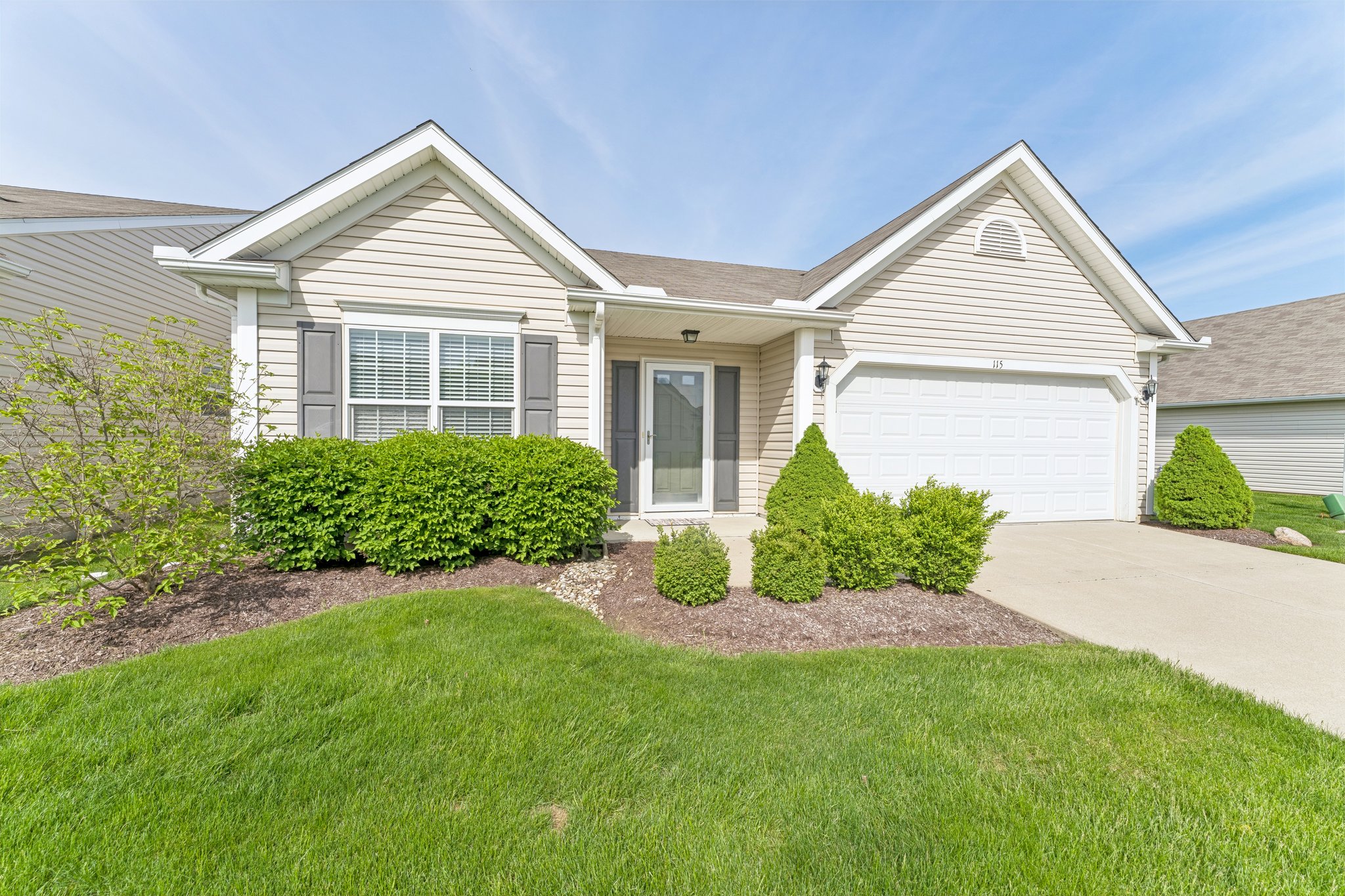 Carrington Ct-S2804-003.jpg