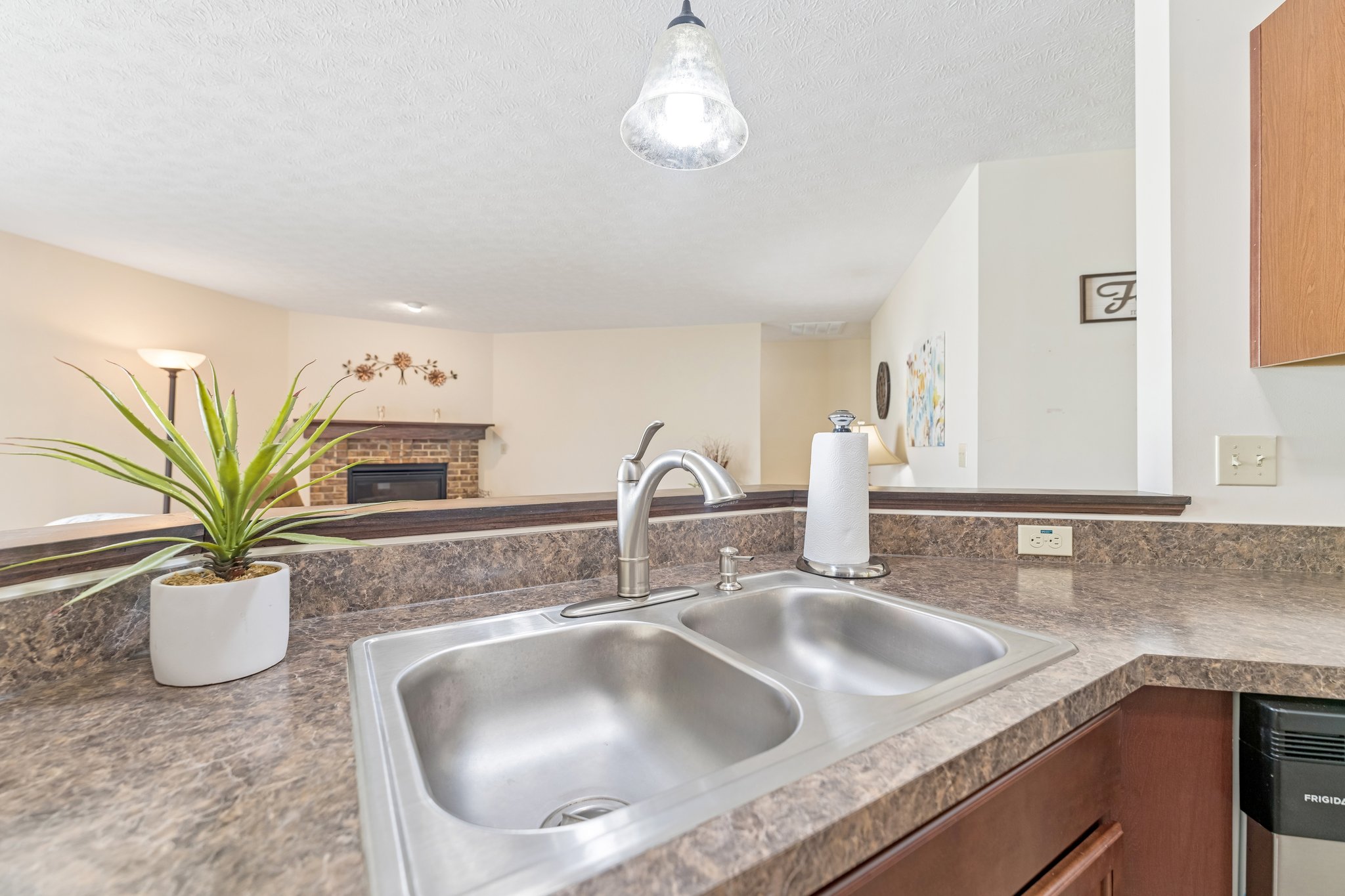 Carrington Ct-S2804-021.jpg