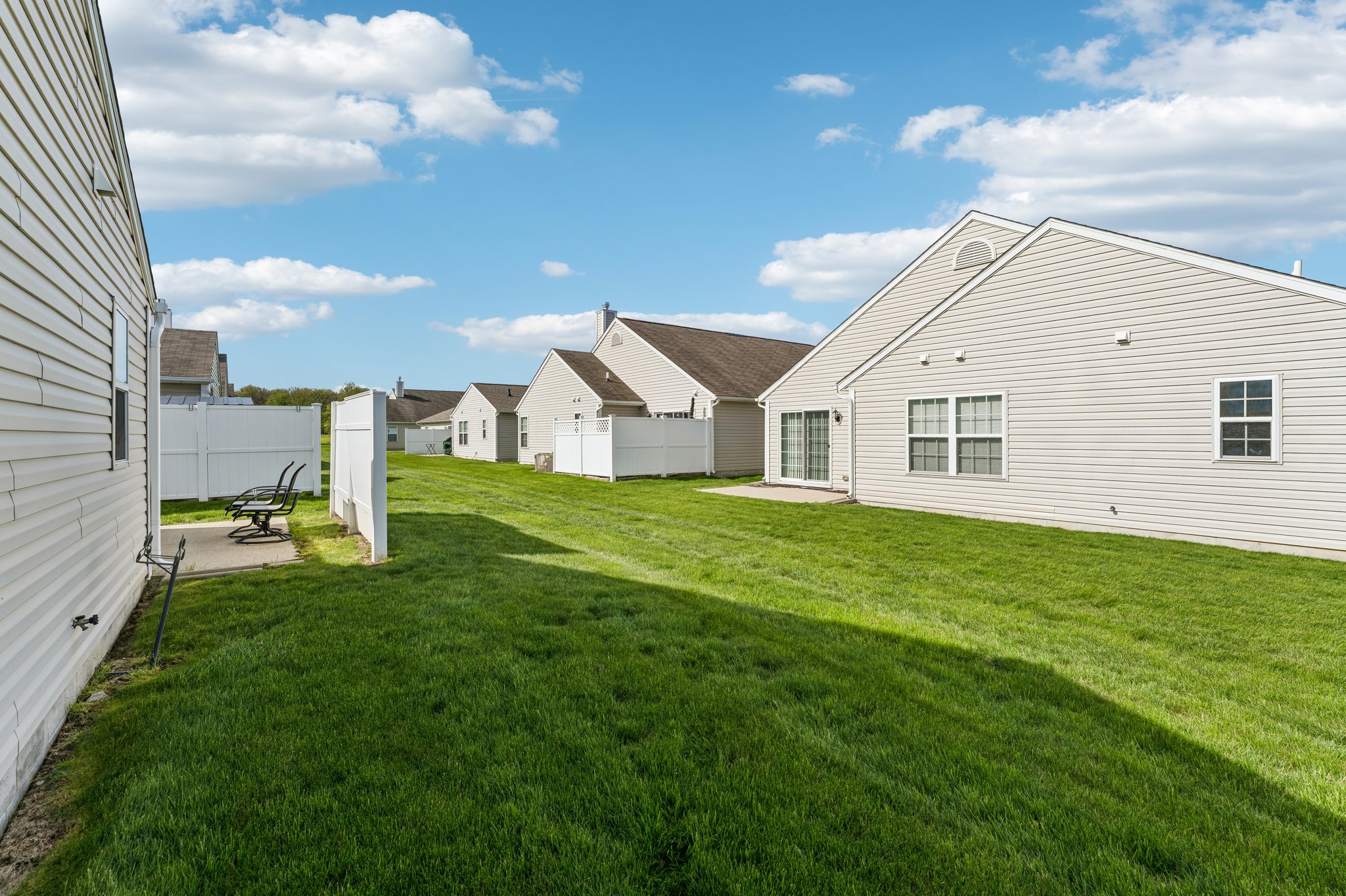 Carrington Ct-S2804-042.jpg