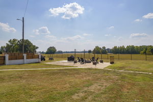  Photo 40