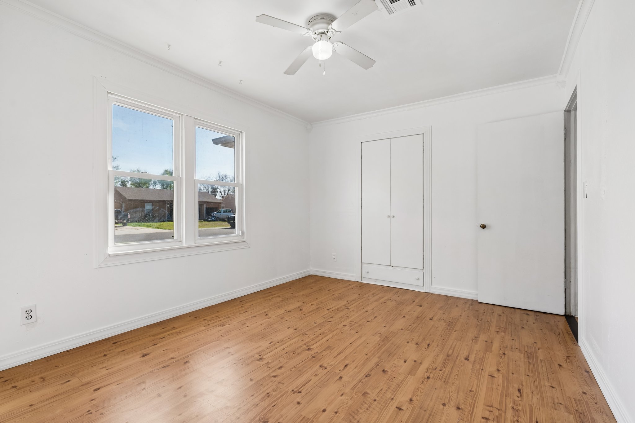 115 E Haddock St_034.jpg