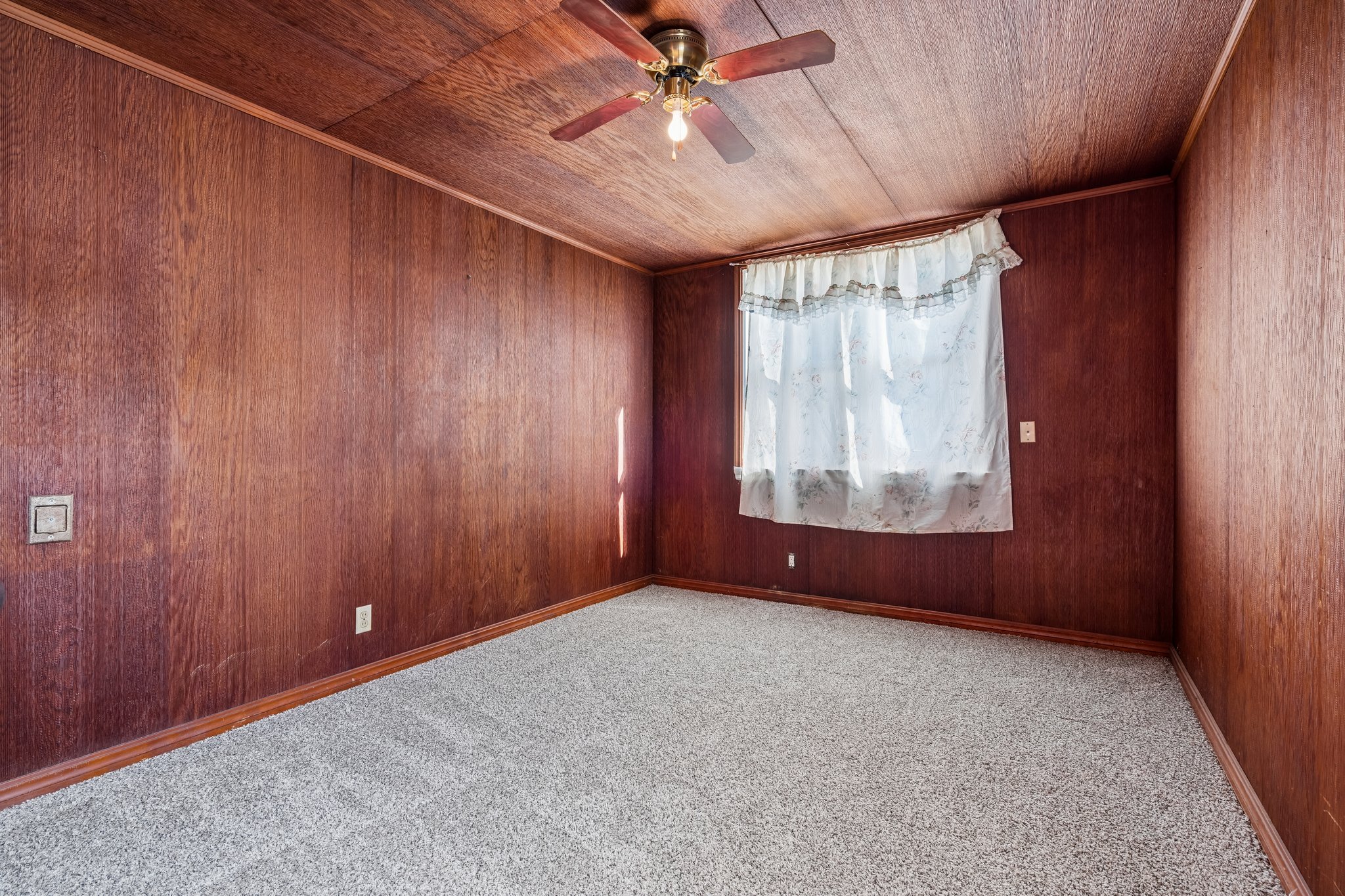 115 E Haddock St_040.jpg