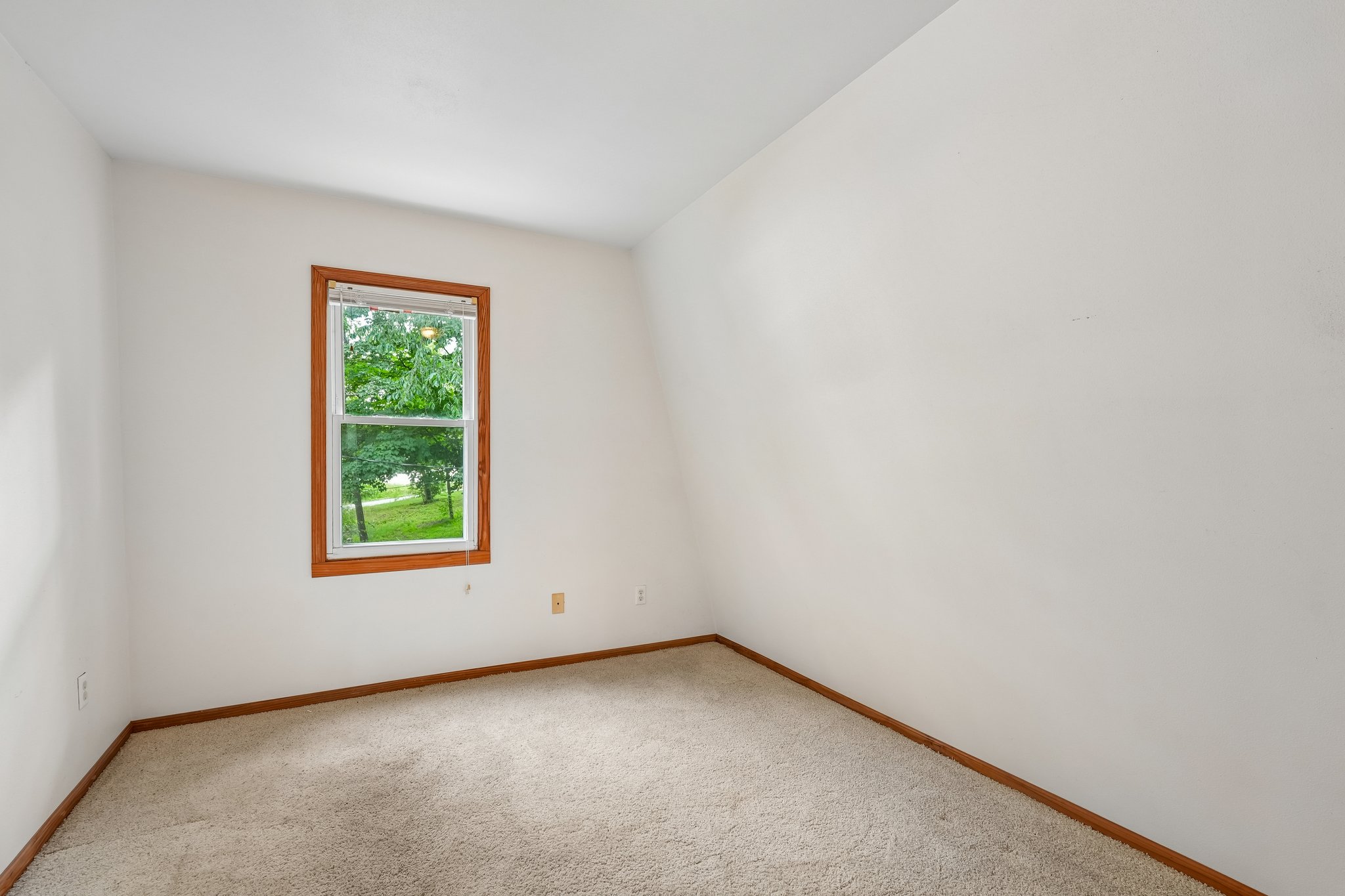 E Lake Ln-S1007-027.jpg