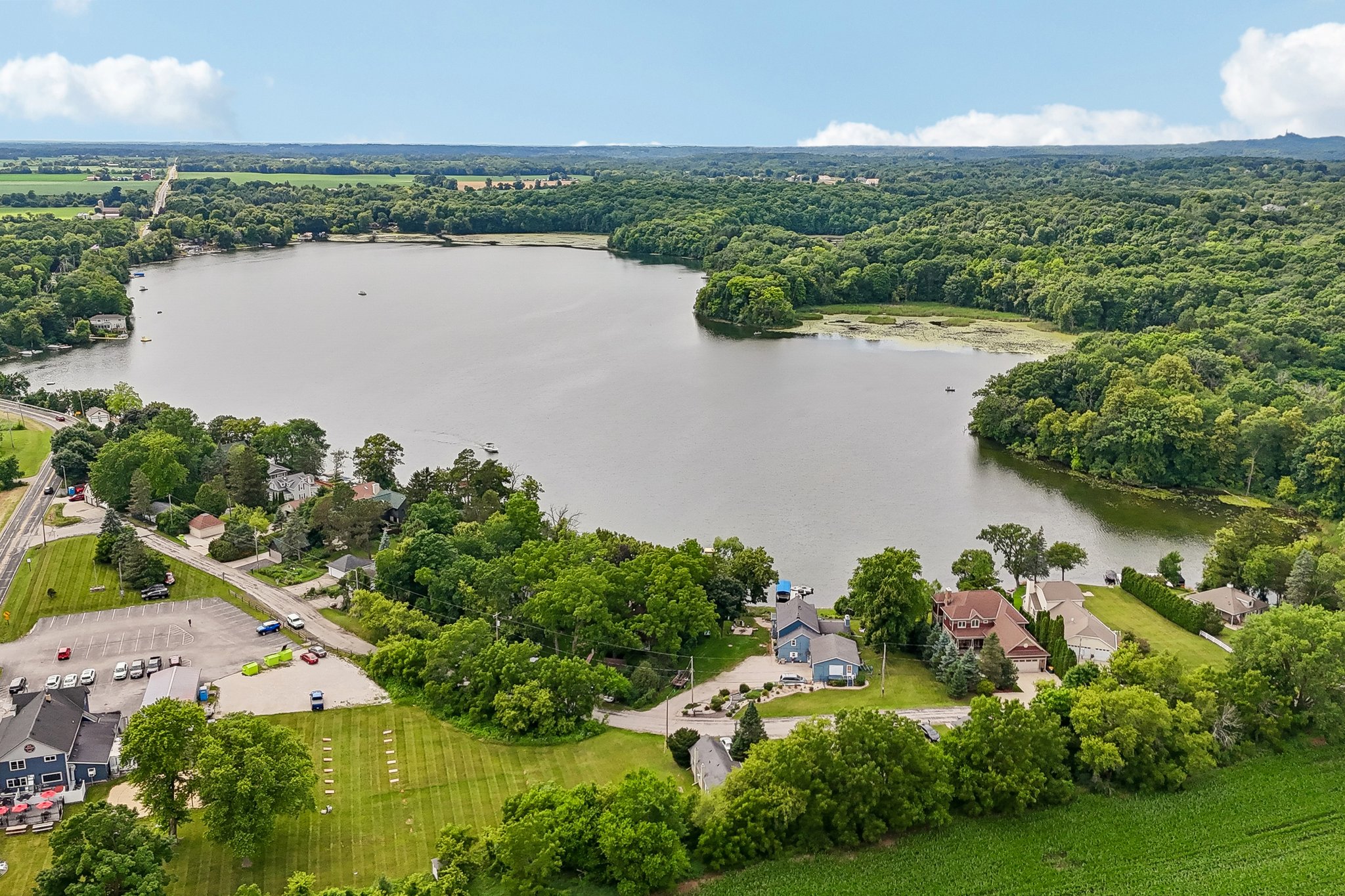 E Lake Ln-S1007-047.jpg