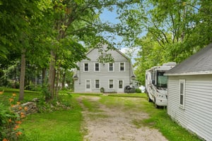 E Lake Ln-S1007-003.jpg