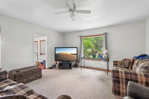 E Lake Ln-S1007-014.jpg