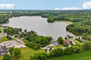 E Lake Ln-S1007-047.jpg