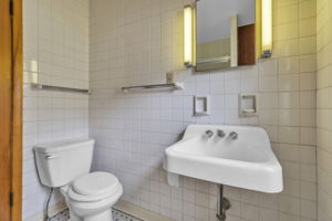  Photo 35