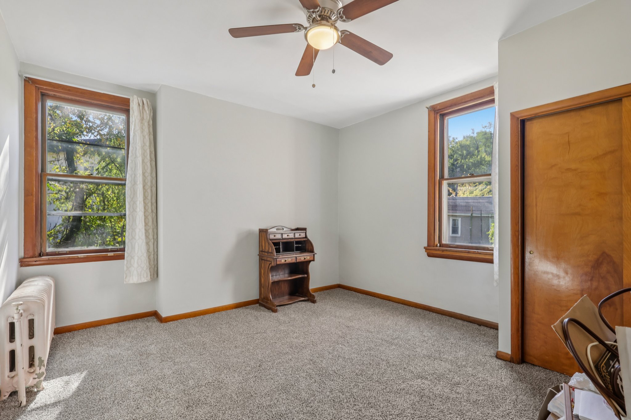 Grant Ave-S1110-019.jpg