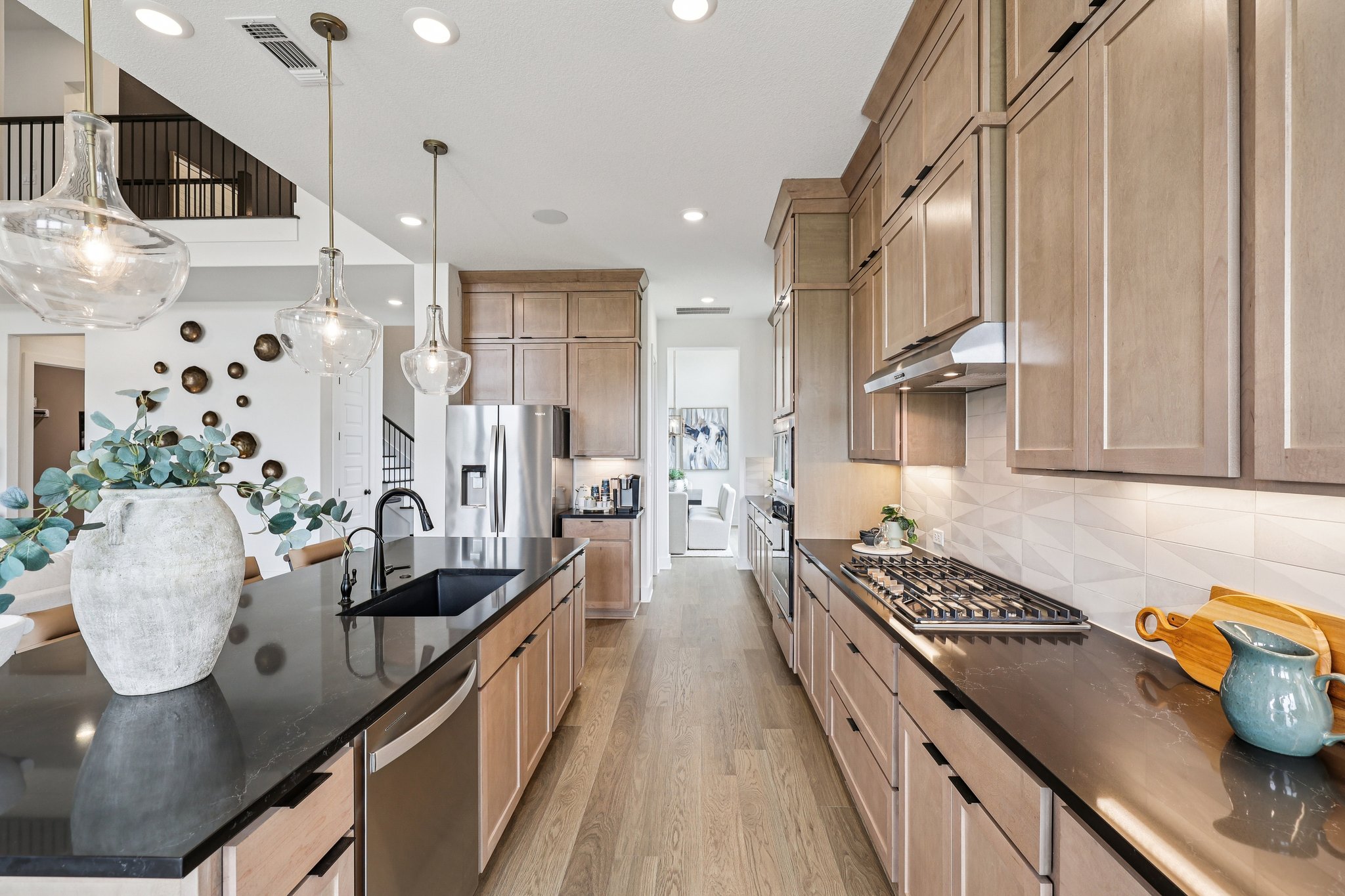 McMillian Dr-S0304-016.jpg