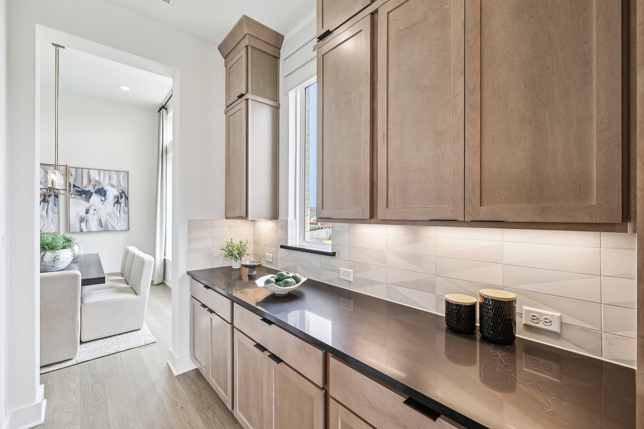 McMillian Dr-S0304-017.jpg