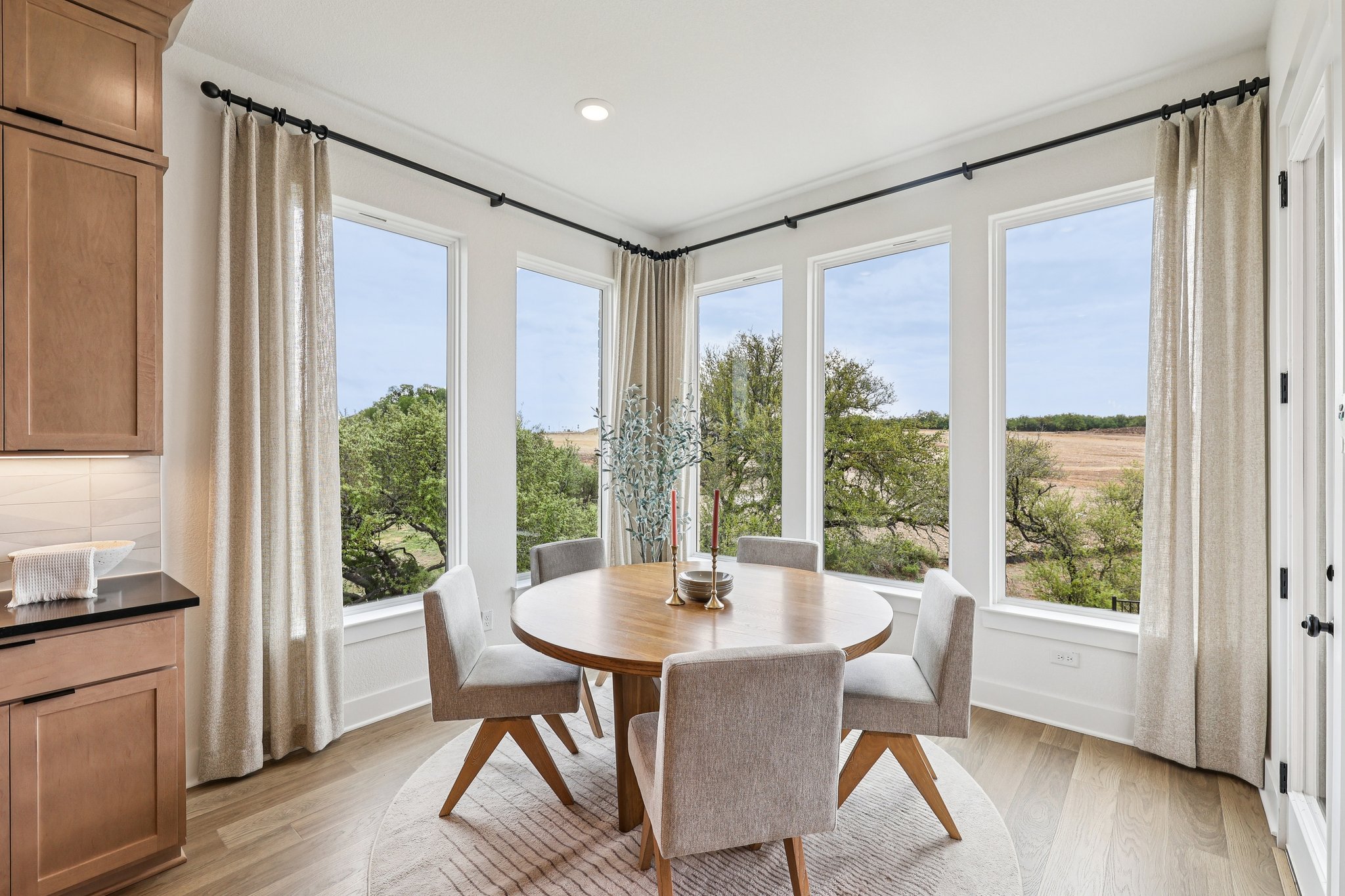 McMillian Dr-S0304-019.jpg