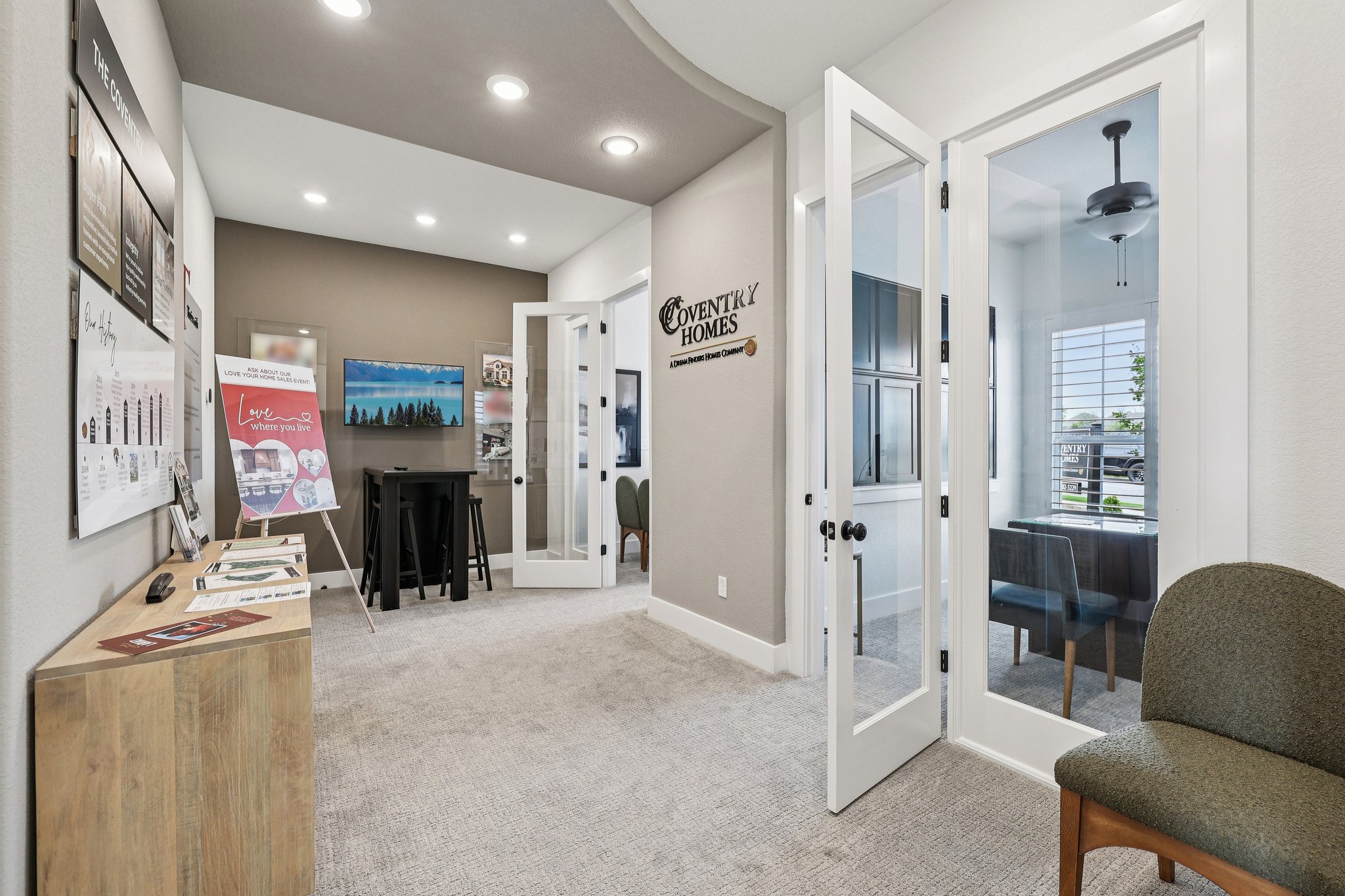 McMillian Dr-S0304-035.jpg